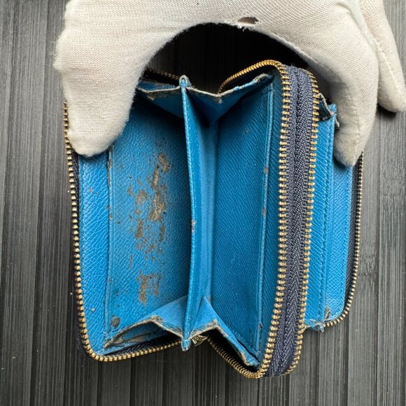 Coach Zip Around Long Wallet Used|Authentic - Picture 2 of 3